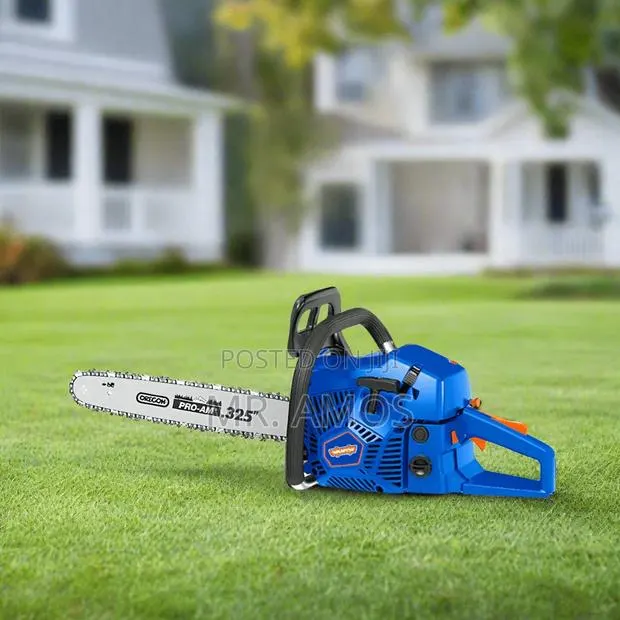 24” Gasoline Chainsaw With 3 Horsepower Engine - Wgc1562 · Photo 1