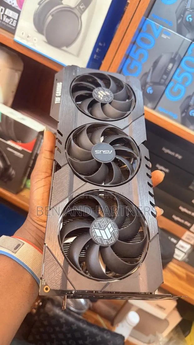 ASUS Tuf RTX 3070ti Graphics Card · Photo 1