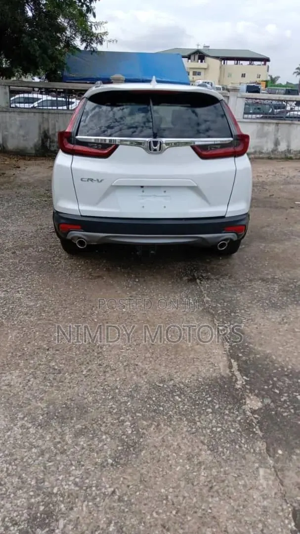 Honda CR-V Touring AWD 2020 White · Photo 1