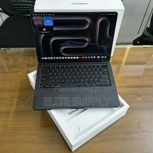 New Laptop Apple MacBook Pro 2024 M4 16GB Apple M4 SSD 512GB · Photo 1