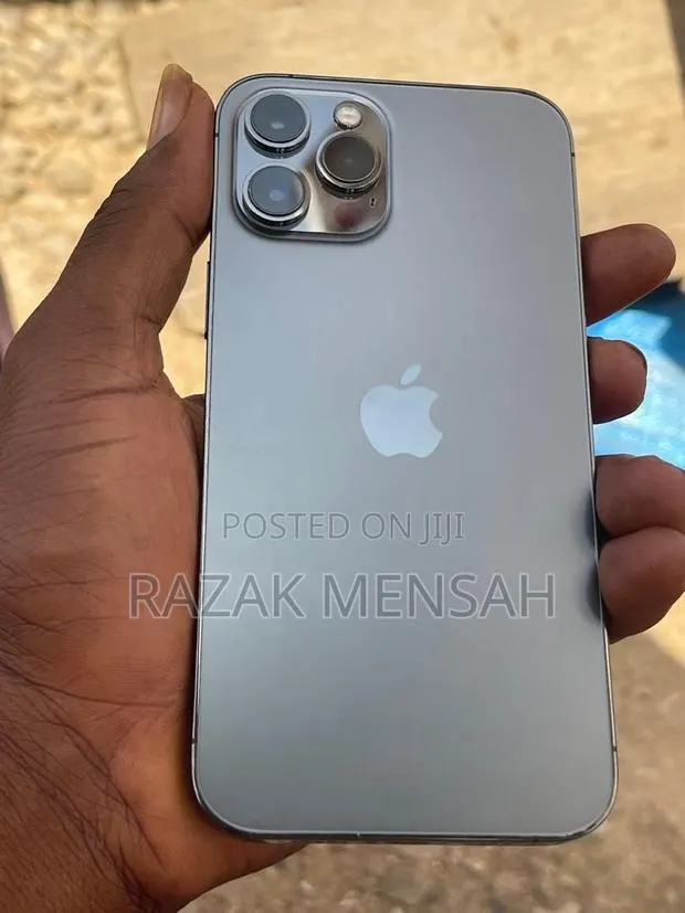 Apple iPhone 12 Pro Max 512 GB Gray · Photo 1