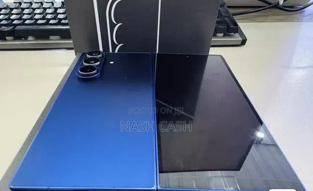 New Samsung Galaxy Z Fold7 256 GB Blue
