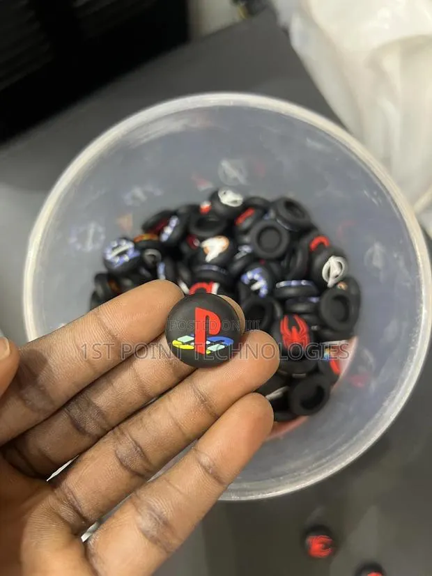 Controller Caps Protector · Photo 1