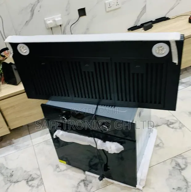 Premium Sleek Black Kenwood 90cm Extractor (Model 900t2 or 90072) · Photo 1