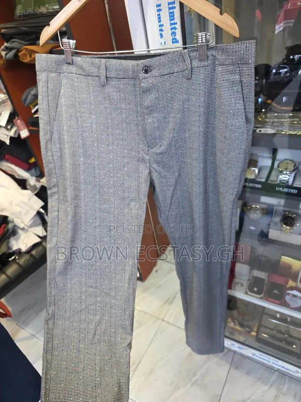 Men Plain Trousers · Photo 1