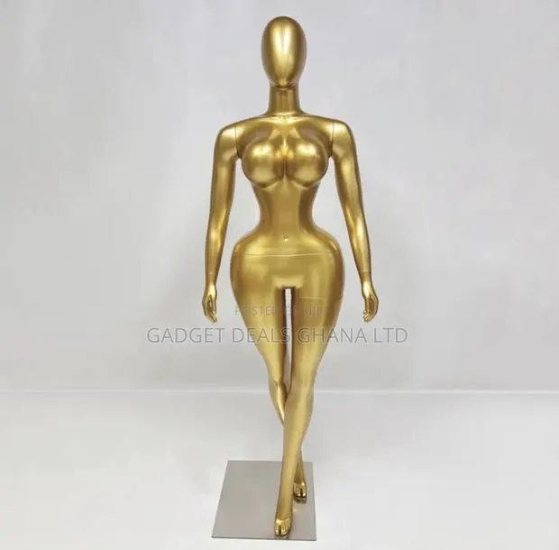 Luxury Curvy Full Body Mannequin · Photo 1