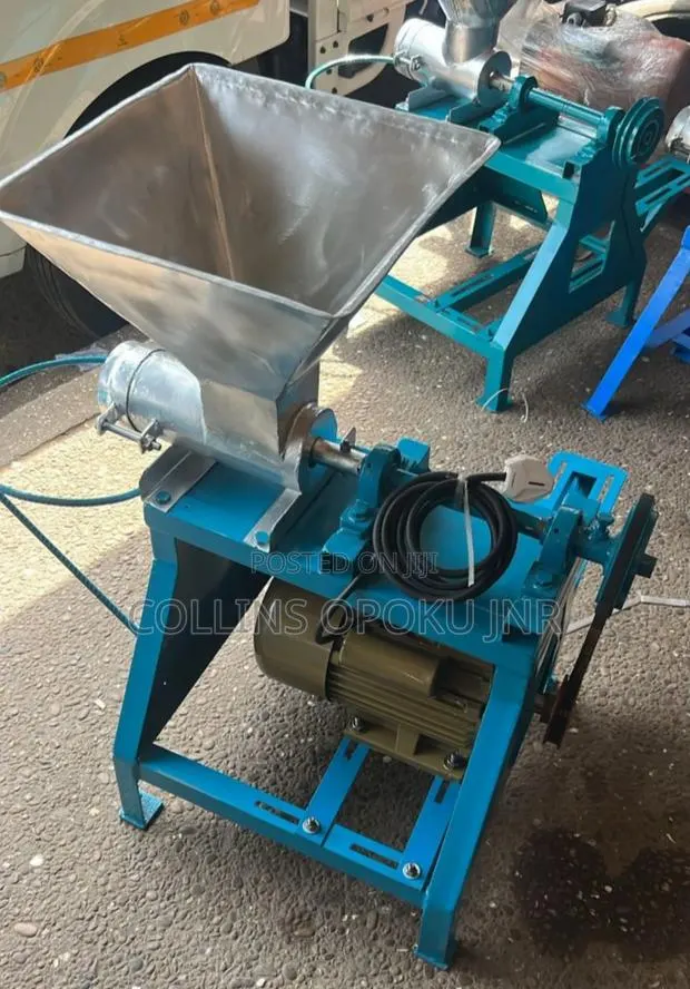 Commercial Fufu Machine With Electric Motor · Photo 1