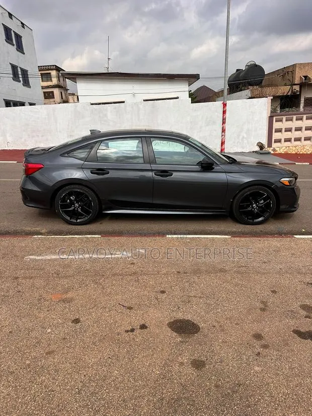 Honda Civic Sport CVT 2024 Gray · Photo 1