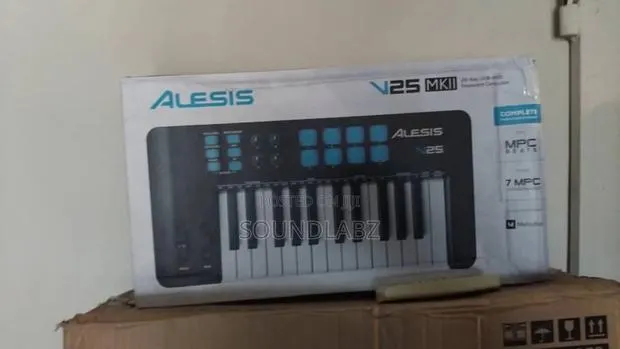 Alesis V25 Mkii 25-key Usb Midi Keyboard Controller. · Photo 1