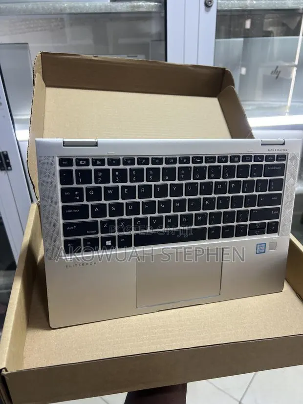 Laptop HP EliteBook x360 1030 G4 8GB Intel Core i5 SSD 256GB · Photo 1