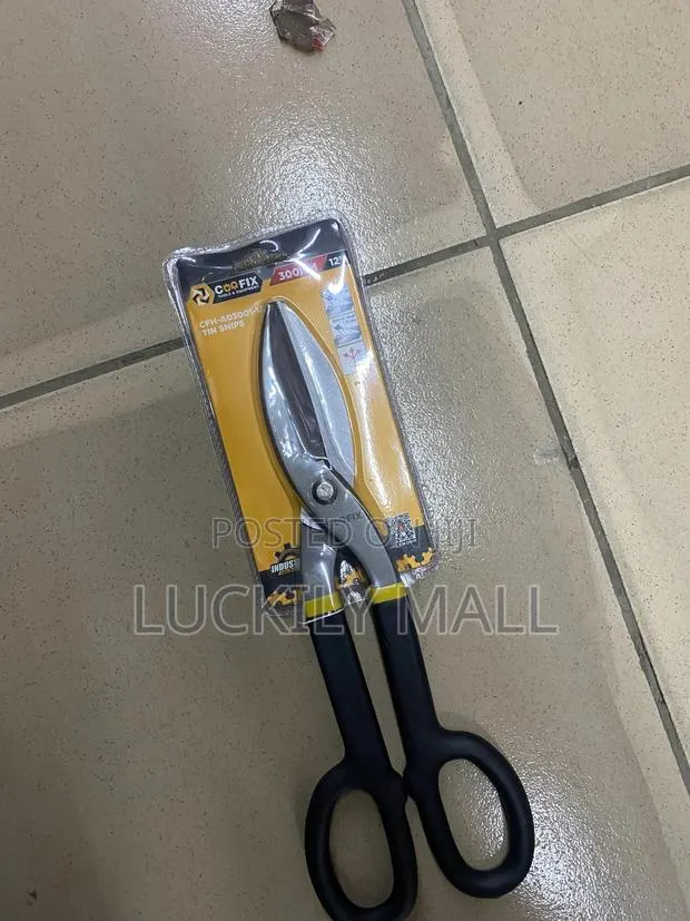 A Tin Snip · Photo 1