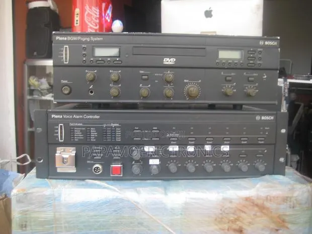 Bosch BS030 LBB1990/00 Plena 6 Zone Plena Voice Alarm Address Audio · Photo 1
