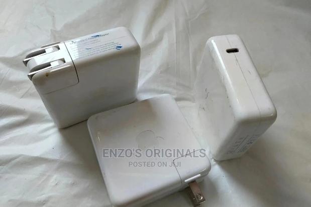 Macbook Pro 2016 - 2019 Charger Head Usb-c 87watt Apple · Photo 4