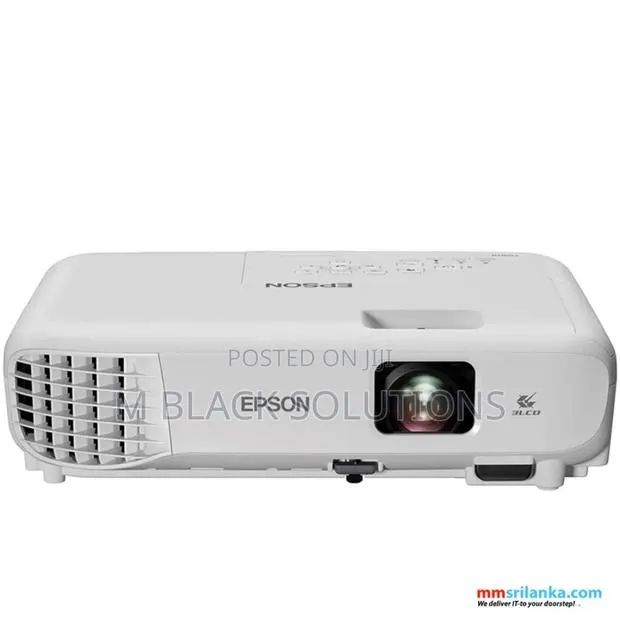 New Ephson Eb-E01 LCD Projector 3300 Lumens · Photo 1