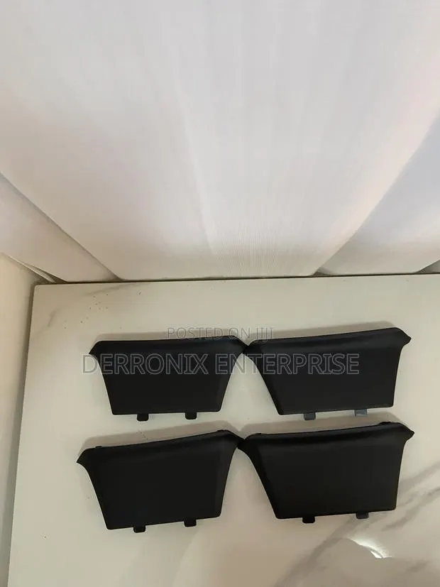 Honda CRV Radar Cover · Photo 1