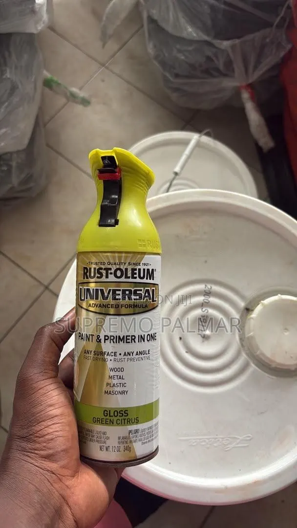 Rust-Oleum Universal Spray Paint – Gloss Green Citrus (12 Oz) · Photo 1