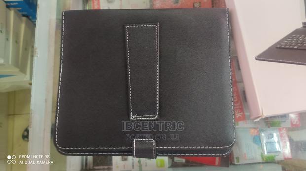 Keyboard Leather Case · Photo 3