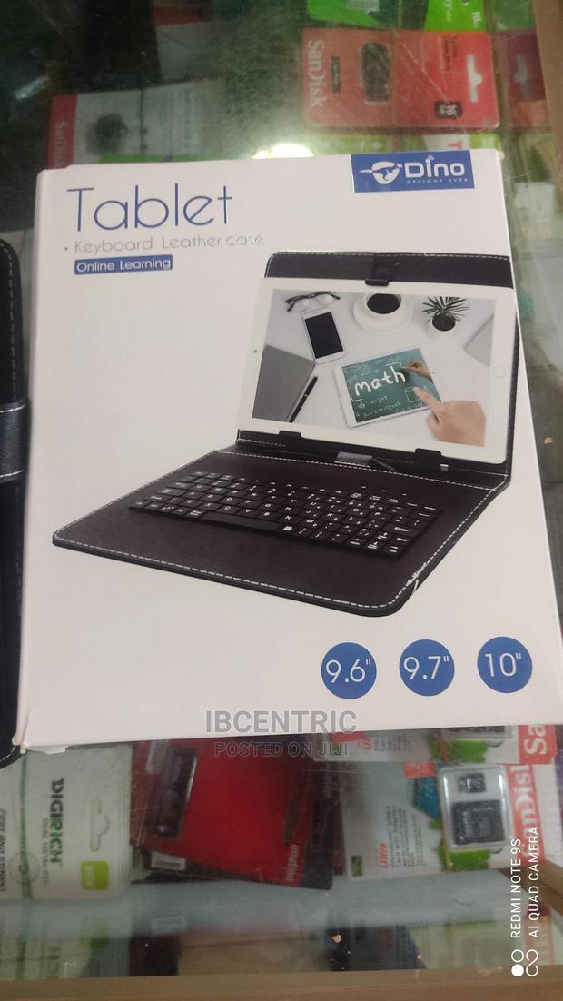 Keyboard Leather Case · Photo 1