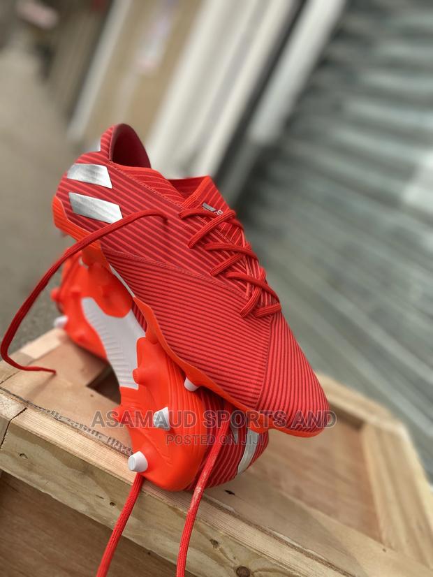 Original Football Boot at Cool Price · Photo 2