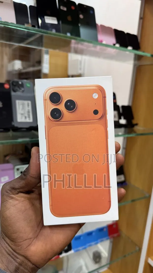New Apple iPhone 17 Pro Max 256 GB Orange · Photo 1