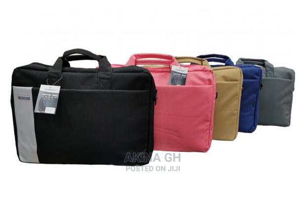 Okade Laptop 15.6" T57 New Quality Bag · Photo 1