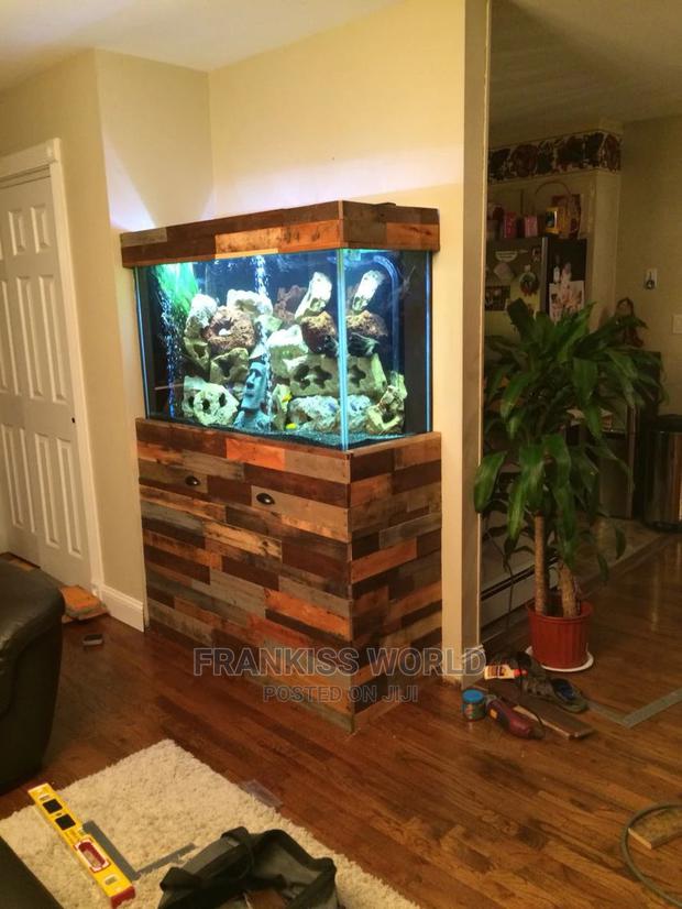 Pallets Stand Aquarium Complete Setup · Photo 1