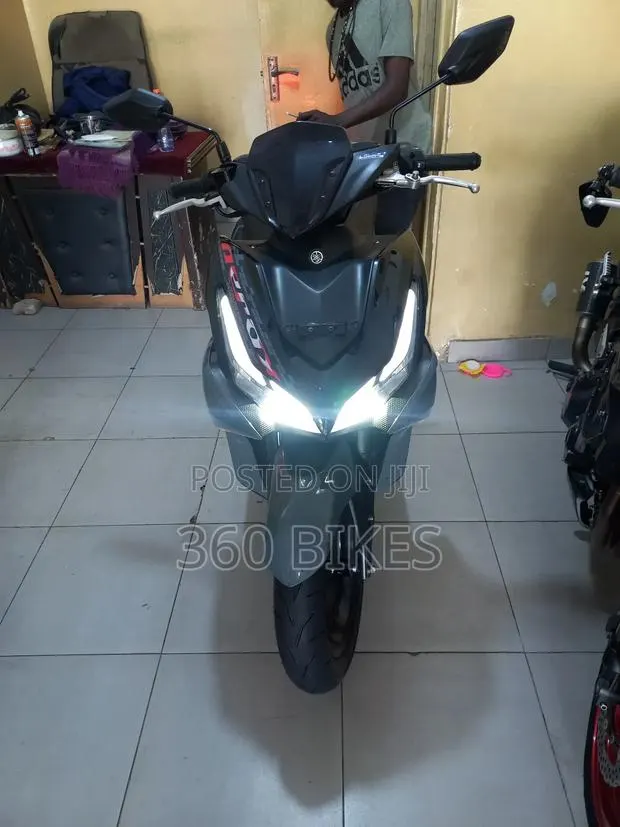 New Yamaha NMAX 155 2023 Black · Photo 1