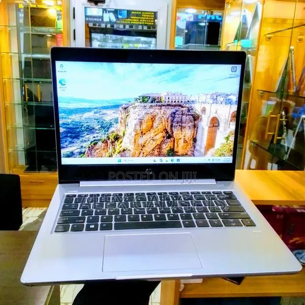 Laptop HP ProBook 430 G6 8GB Intel Core i5 SSD 256GB · Photo 1