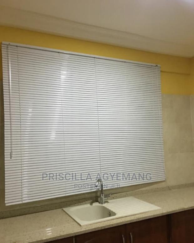 Window Blinds · Photo 5