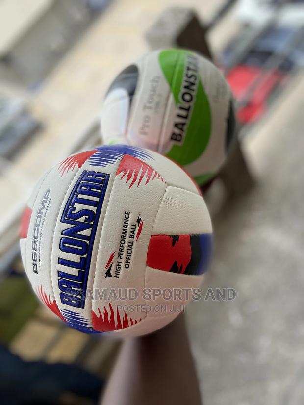 Original Sawn Vollyball at Cool Price · Photo 3