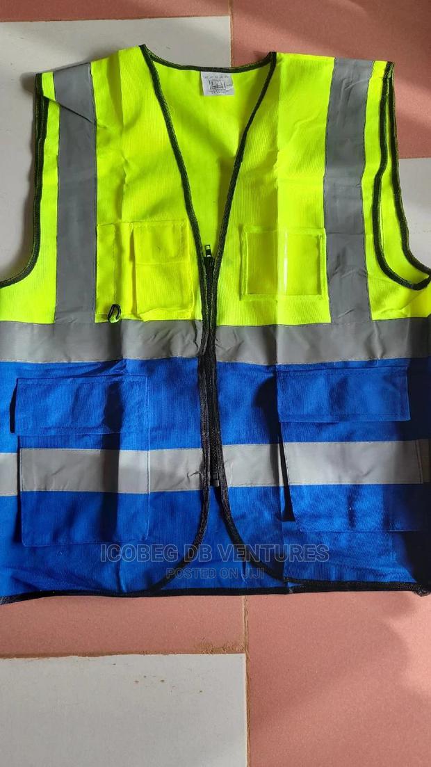 Double Colour Vests · Photo 2