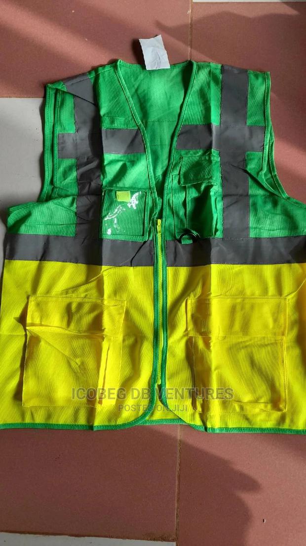 Double Colour Vests · Photo 5