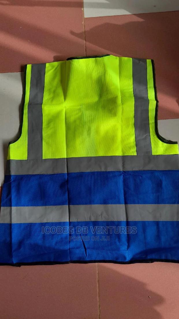 Double Colour Vests · Photo 6