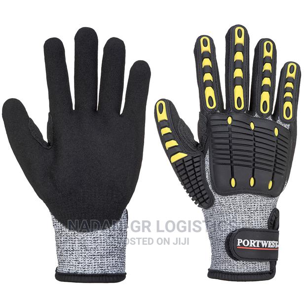 Vautex/ Portwest Anit Impact Gloves · Photo 1