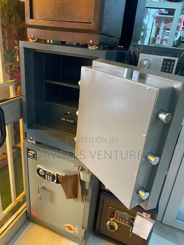 Quality Fireproof Money Safe (Open Front) · Photo 1