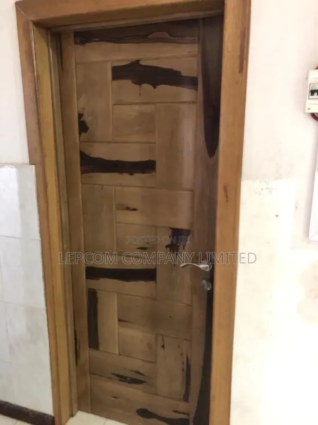 Strong Complete Doors(Wood) · Photo 1
