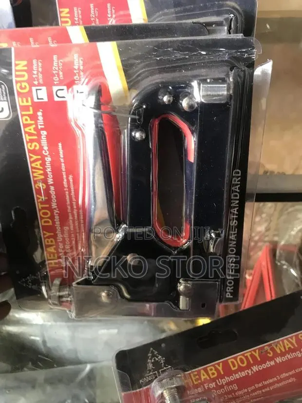 Staple Gun · Photo 1