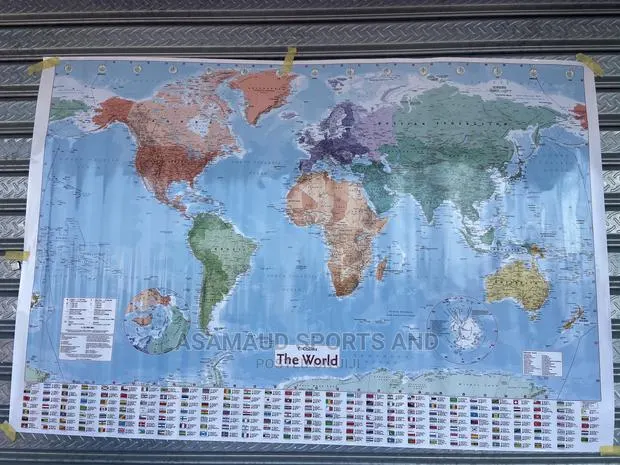 Original World Map Calendar for Offices and Schools · Photo 1