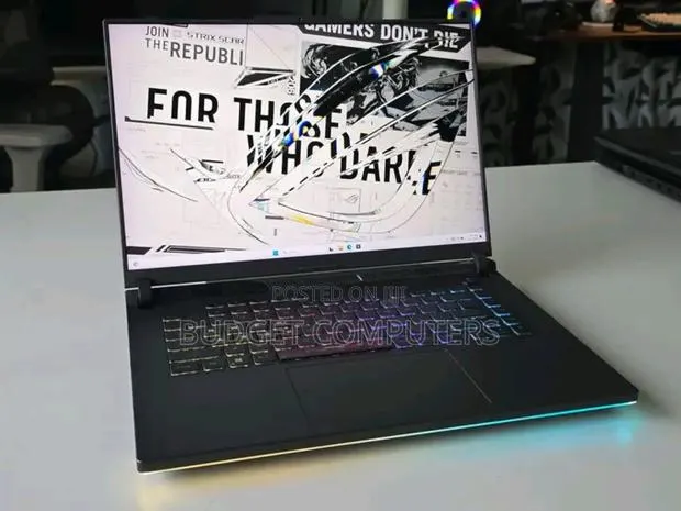 Laptop Asus A72JK 16GB Intel Core i7 SSD 1T · Photo 1