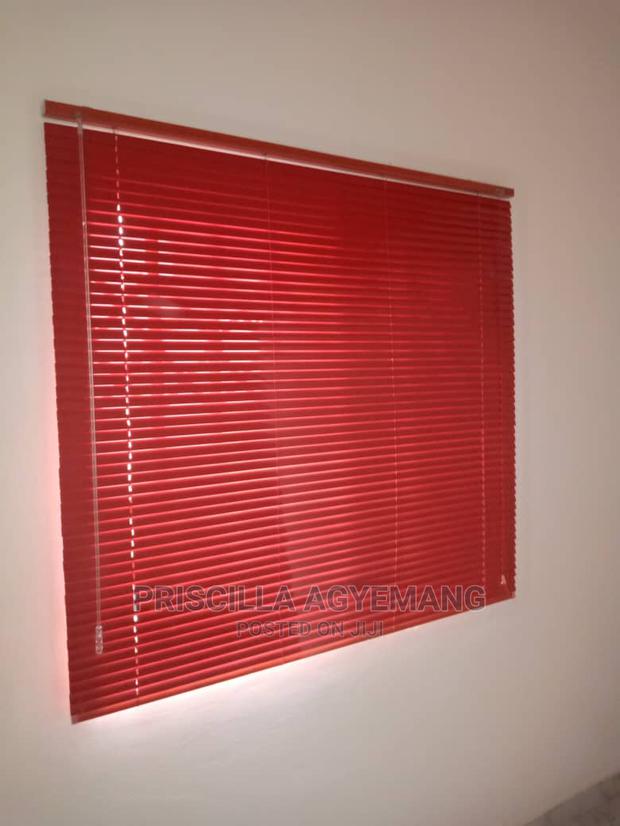 Window Blinds · Photo 4