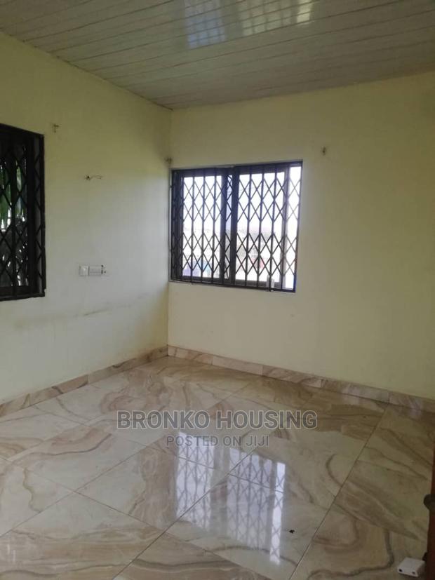 2bdrm Shared Apartment in Bronko Housing, Accra Metropolitan for rent · Photo 2