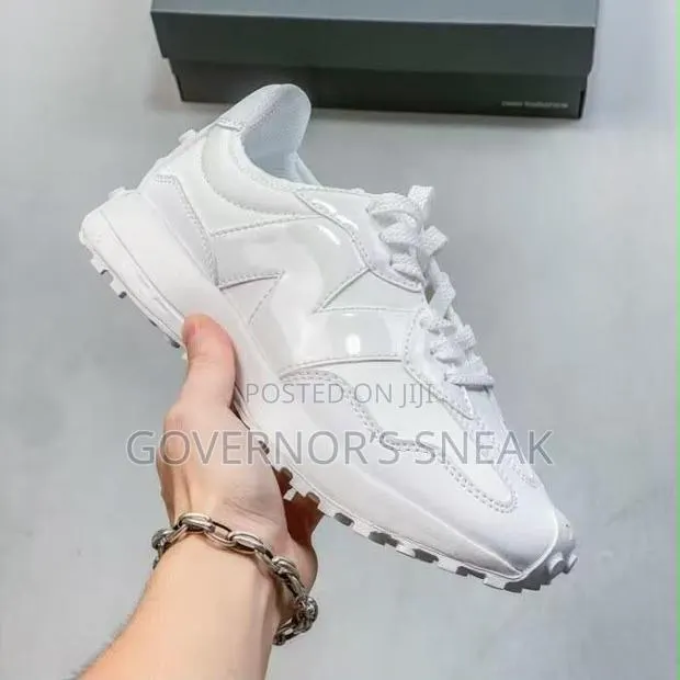 New Balance 327 White · Photo 1