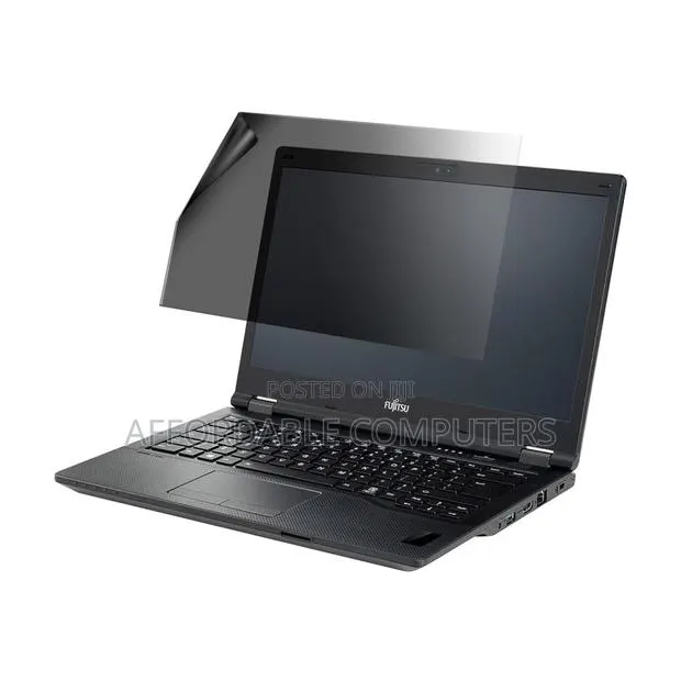 New Laptop Fujitsu 8GB Intel Core i5 SSD 256GB · Photo 1