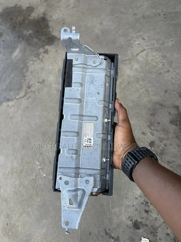 Honda Civic Passenger Knee Airbag 2022-2026 · Photo 1