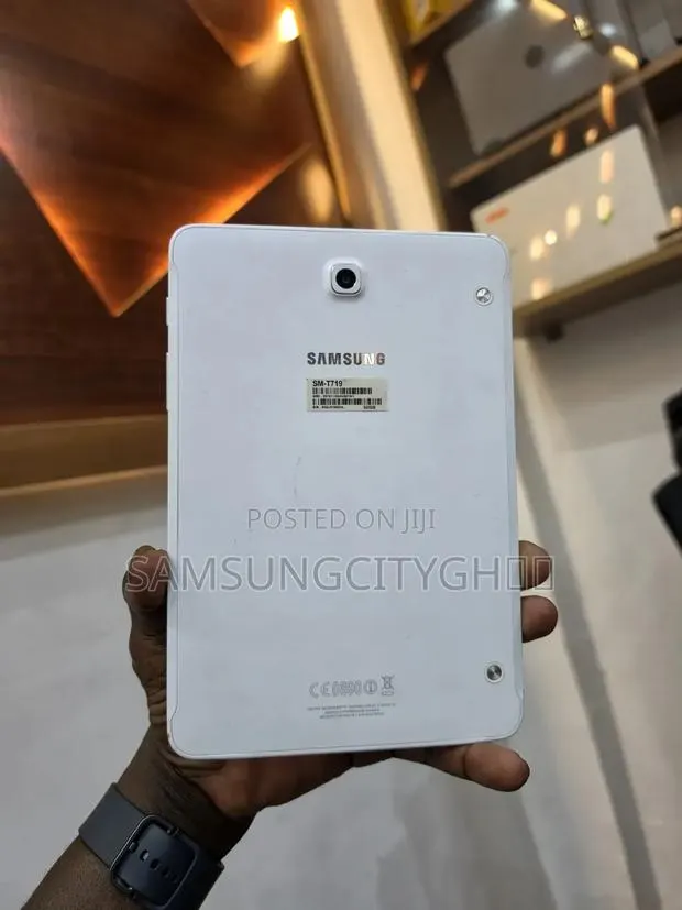 Samsung Galaxy Tab S2 8.0 32 GB White · Photo 1
