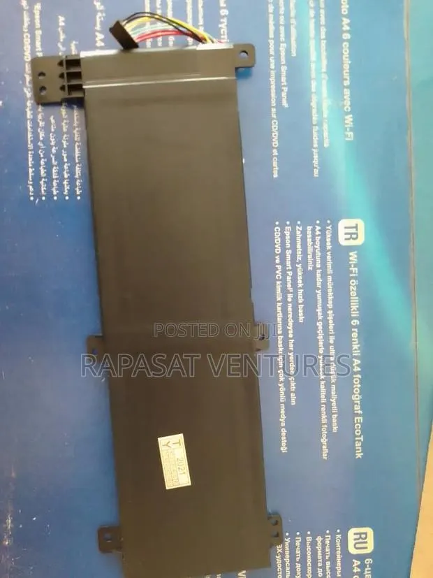 LENOVO L15m2pb2 Battery · Photo 1