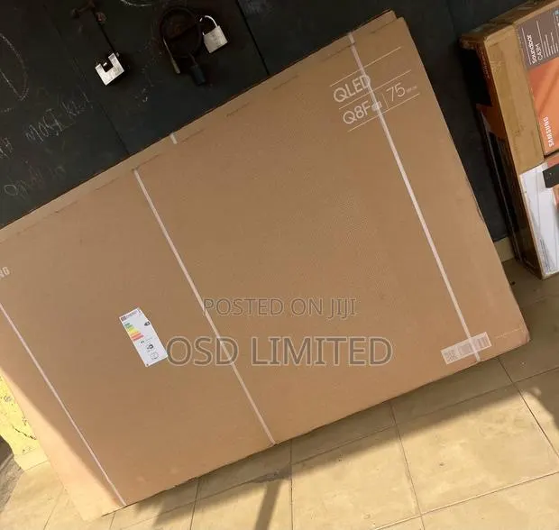 Samsung 75"‎ Qled Q8f Vision Ai Smart Tv 2025 · Photo 1