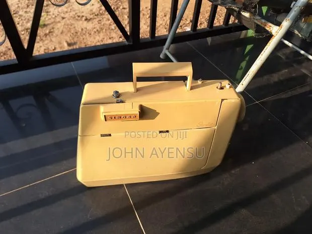 Electric Sawing Machine · Photo 1