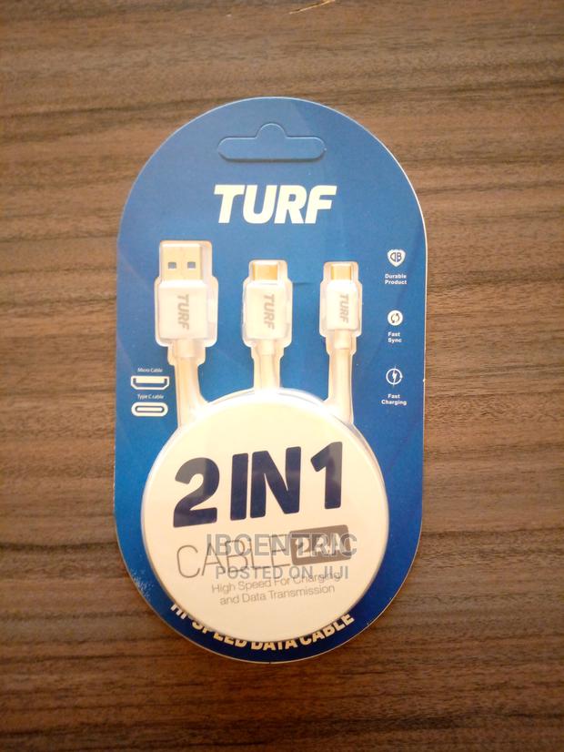 Turf 2 in 1 Hi-Speed Cable · Photo 2