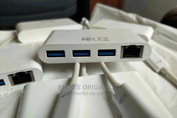 Usb-c To Rj45 Gigabit Ethernet Lan + Usb 3.0 Network Used · Photo 1
